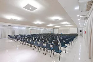 Slaviero Essential Ingleses Convention