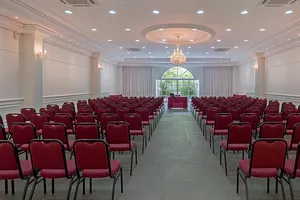 Lizon Curitiba Hotel